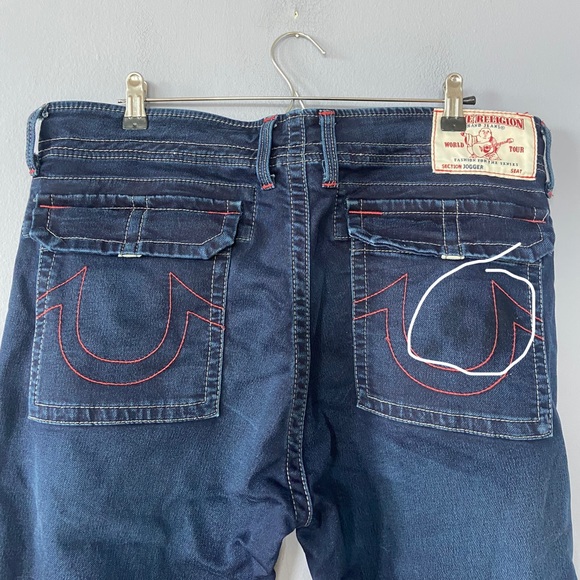 True Religion Jogger Style Jeans with Flap Pockets Size 36 - Picture 8 of 8